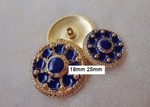 Button  003