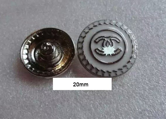 Button  048