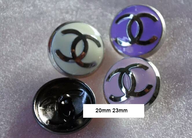 Button  055