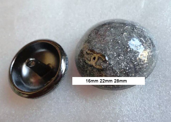 Button  080
