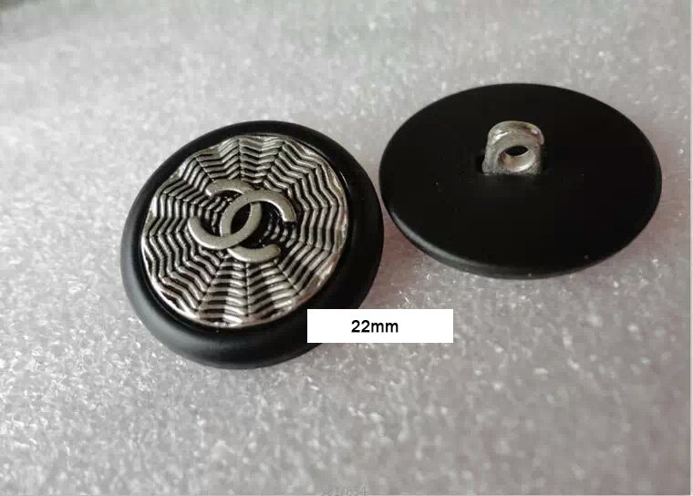 Button  097