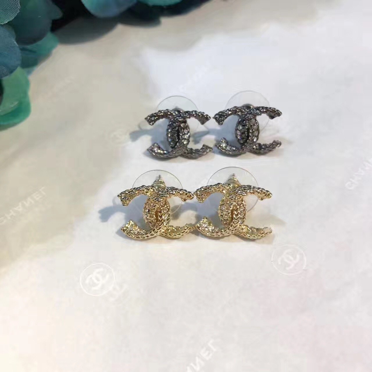 Earrings 047