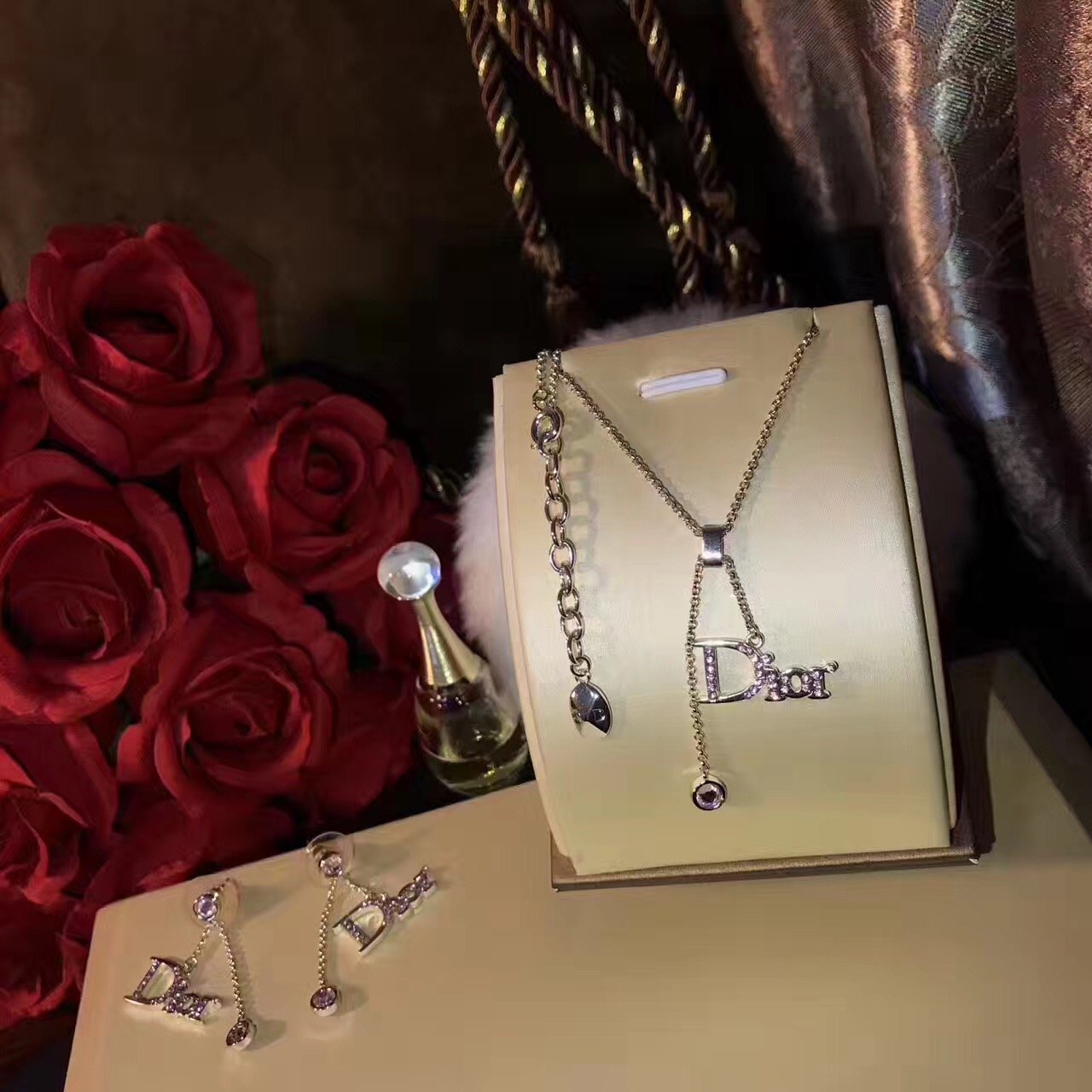 Necklace 002