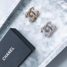 Brooch 018
