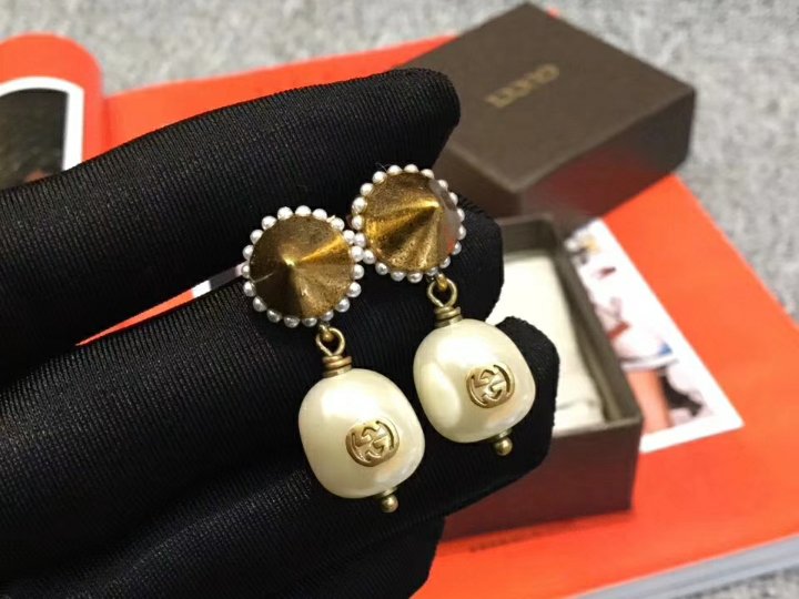 Earrings 004