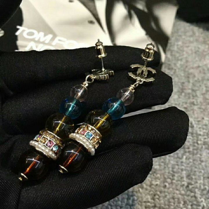 Earrings 098