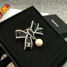 Brooch 039
