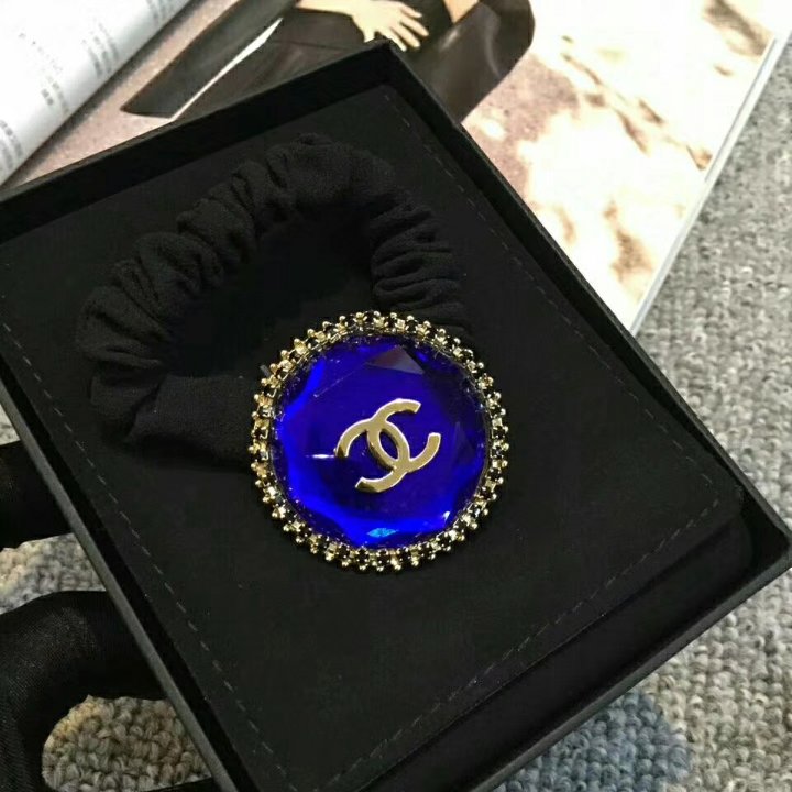 Pony Holders 007