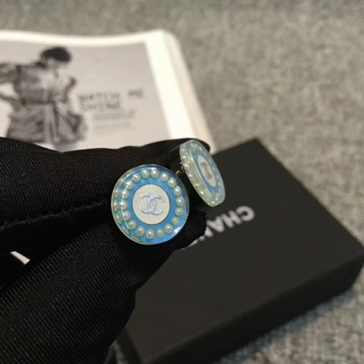 Earrings 105