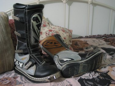 fly 805 motocross boots