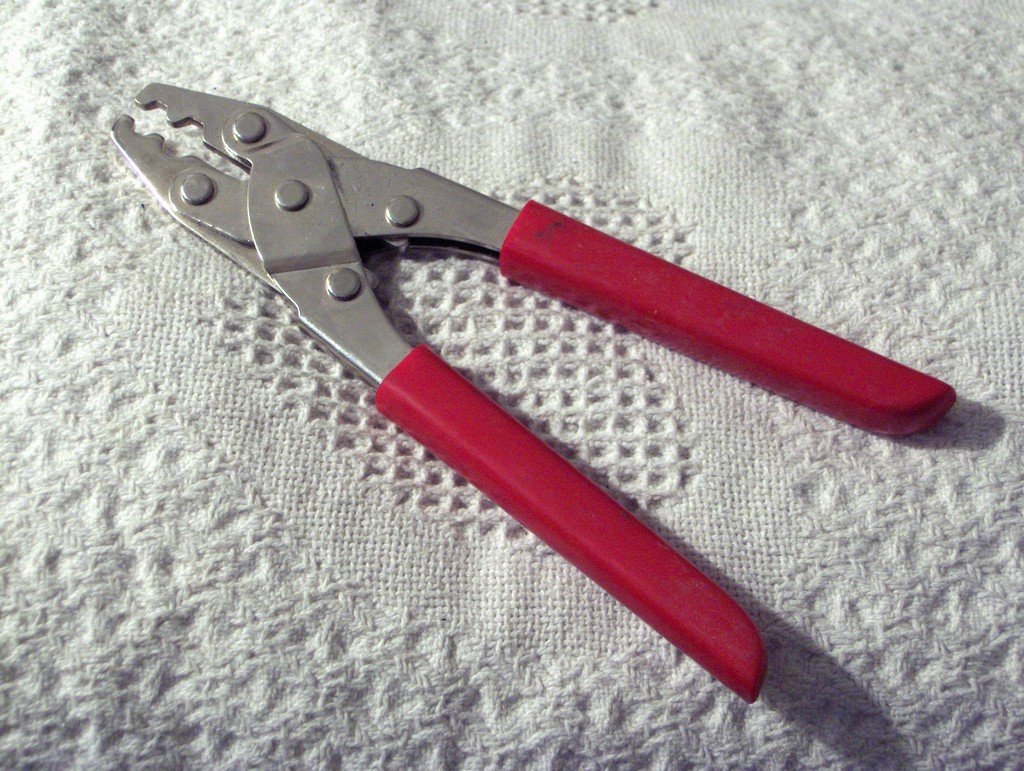 CABLE End Crimping Tool Dual Size Jaws Coaxial Used