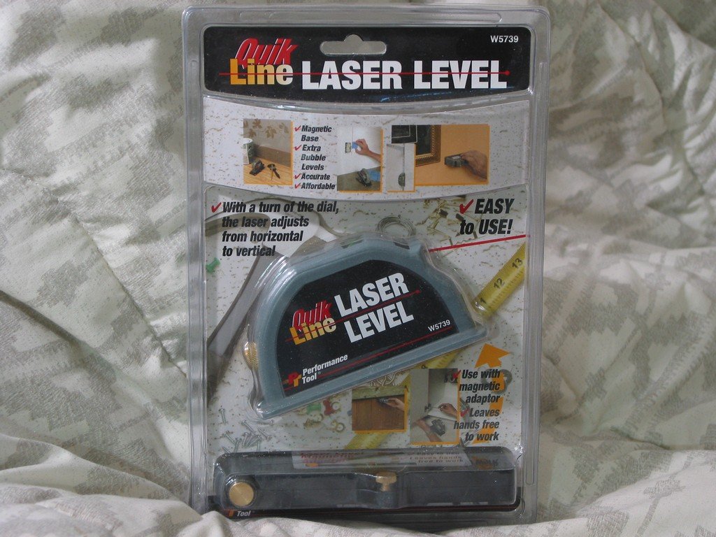 QUIK LINE LASER LEVEL Plus Tilt Base New in package