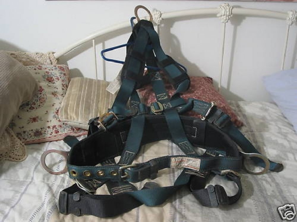 FALL TECH Construction Safety Harness XL Belt Used