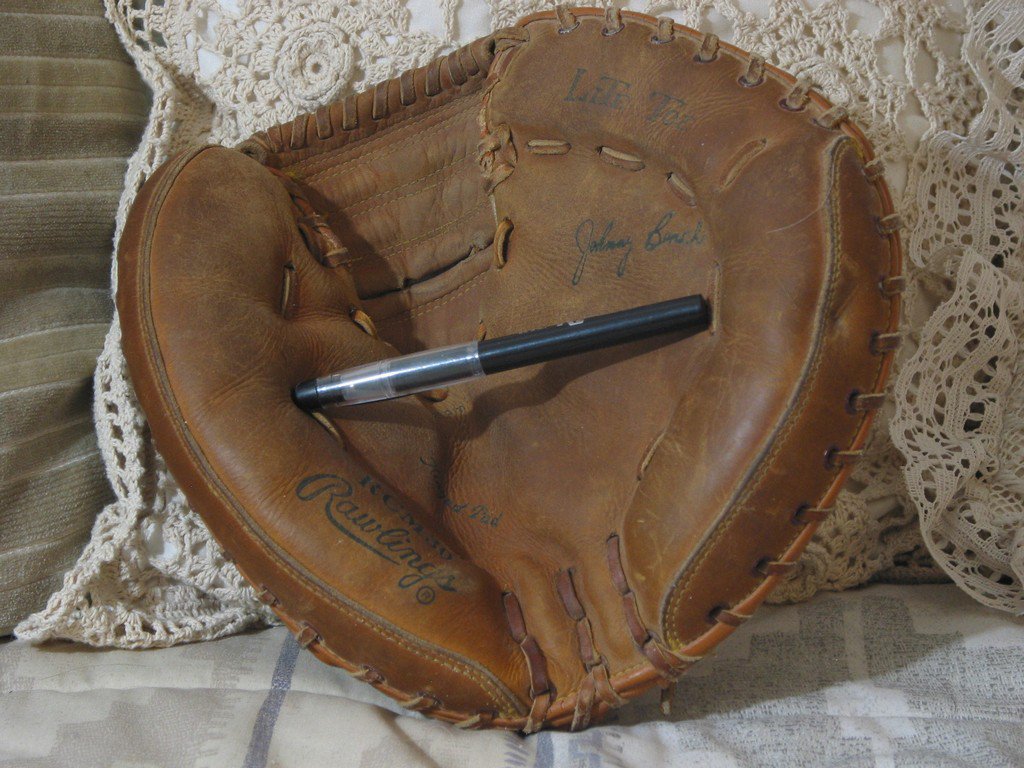 RAWLINGS Catchers Mitt Baseball Glove RCM30 Kids Used