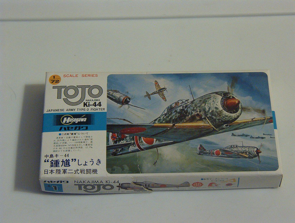 TOJO ki-44 Japanese Military Airplane Model Kit Hasegawa 1/72