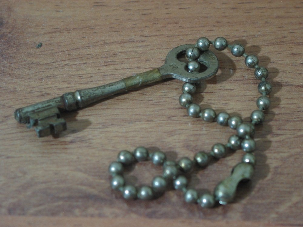 CORBIN P5 Skeleton Key With Original "Ball Chain" Chain For Door Locks