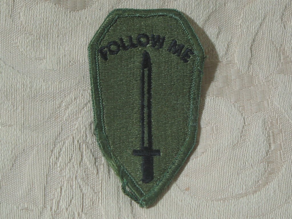 MILITARY SHOULDER PATCH United States Army Infantry Training School Subdued