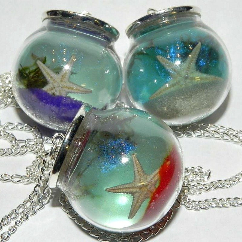 Beachy Baubbles, Starfish Necklaces