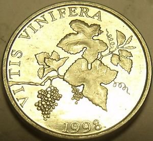 Gem Unc Croatia 1998 2 Lipe~GrapeVine~VITIS VINIFERA~Free Shipping