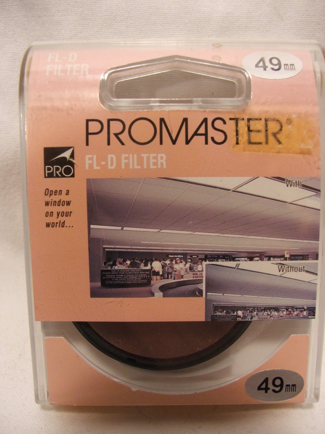 NEW! PROMASTER 49mm FL-D FILTER - ***FREE SHIPPING!*** Brand New Sealed Package!