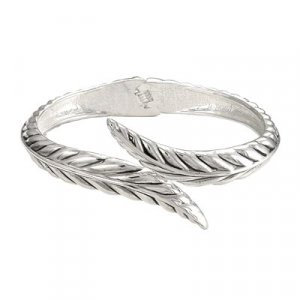 DESIGNER SILVER TONE LEAF HINGED BANGLE BRACELET