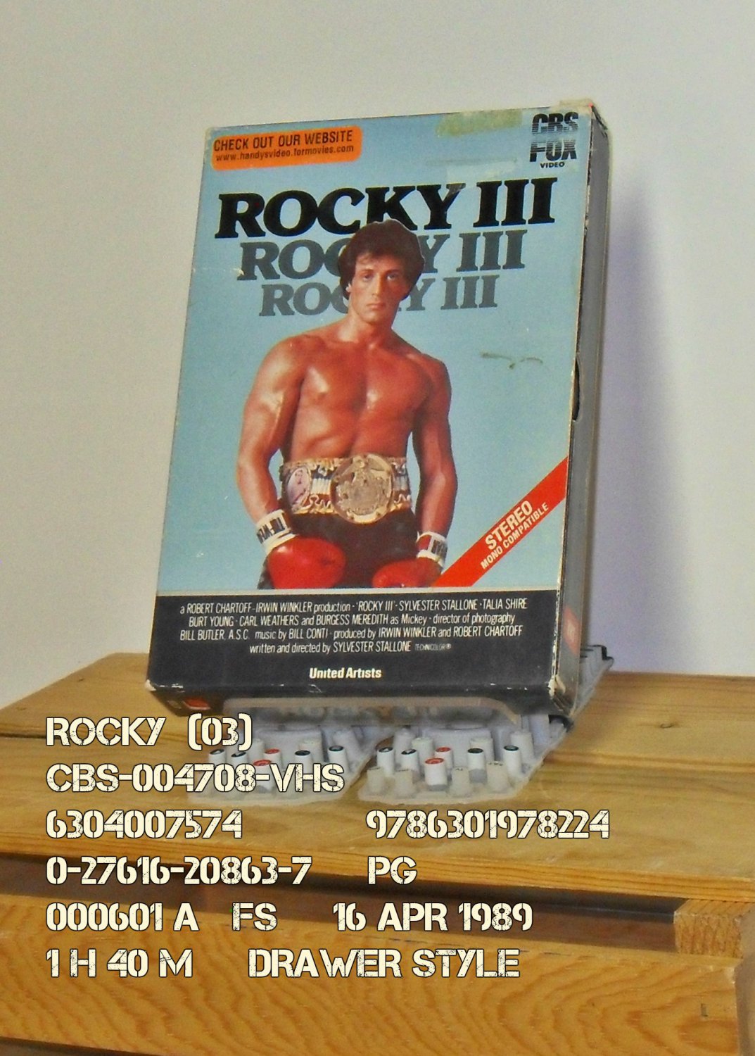 VHS - ROCKY  (03)