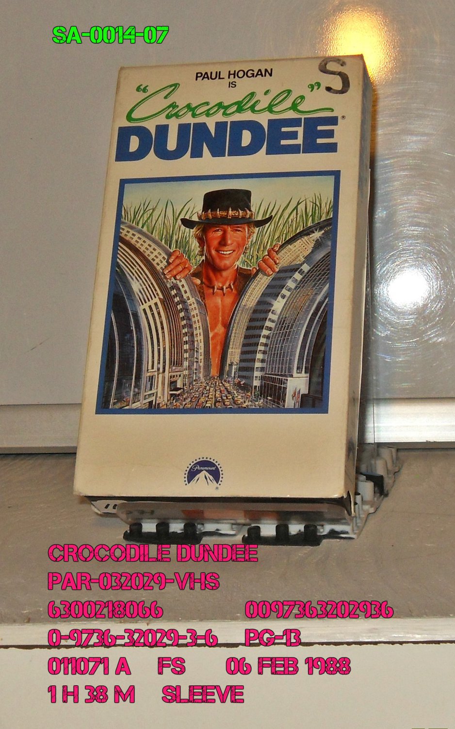 VHS CROCODILE DUNDEE
