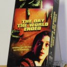 VHS - DAY THE WORLD ENDED, THE