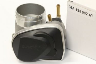 THROTTLE BODY 06A133062AT AUDI A3 SEAT LEON SKODA VW CADDY GOLF PASSAT 1.6