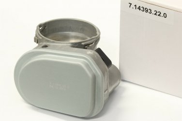 THROTTLE BODY 714393220 for AUDI A3 SEAT SKODA VW GOLF PASSAT JETTA 038128063G