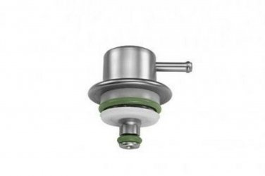 FUEL PRESSURE REGULATOR DS 1161 for AUDI A4 A6 A8 RS4 RS6 VW  0280160575 4bar