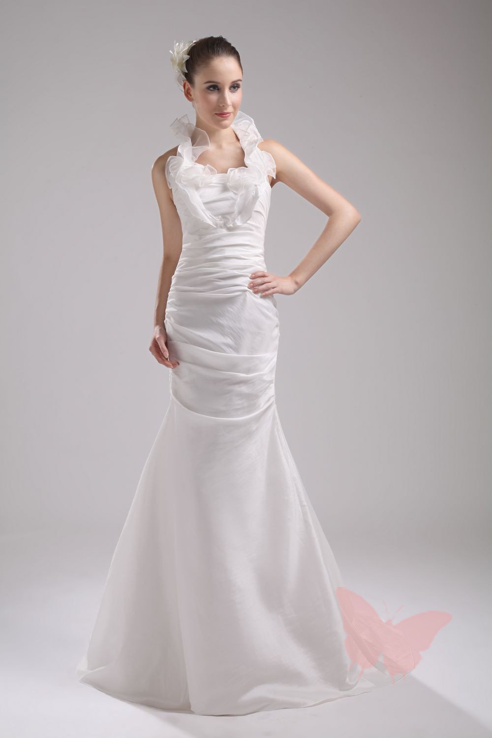 white wedding gown,wedding dress,brush train wedding gown