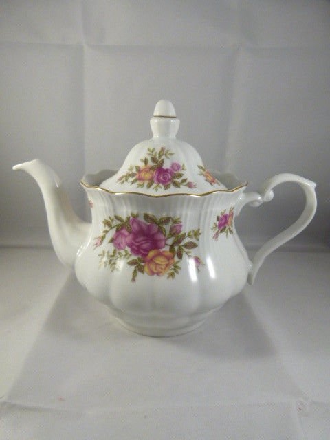 Crystal Clear Poland Teapot White Porcelain with Roses and Lovely Shape