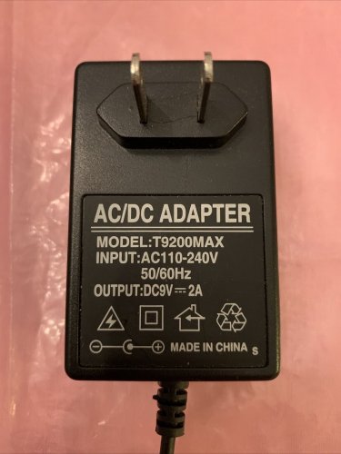 AC Power Adapter T9200MAX 9V 2A 2.5 mm x 0.7 mm for Tablet