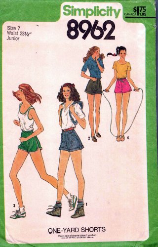 Simplicity 8962 Pattern uncut 7 Junior Teen Vintage 1970s Girls Short Shorts