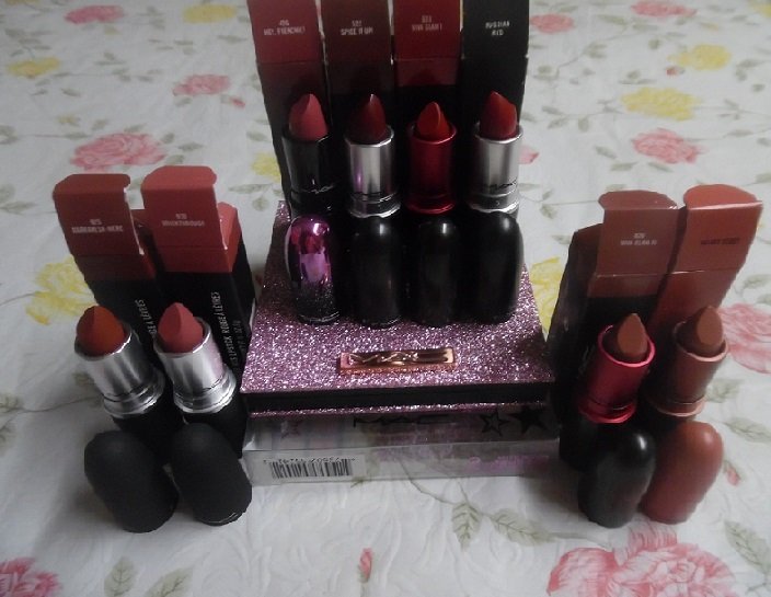 Mac Cosmetics 8-Piece Lipstick Set