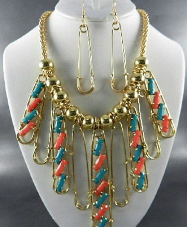 GOLD PLATED METAL DOUBLE TONE BEADS 'SAFETY PIN' PENDANT NECKLACE SET. 18"L - 3"