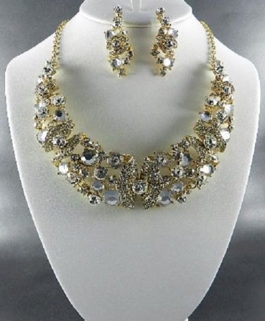 Nice Gold and ClearRHINESTONE NECKLACE SET 17"L- 3"EXT  EARRINGS