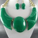 Beautiful GOLD PLATED METAL MARBLE LOOKING GREEN CHUNKY PENDANT with Earrings