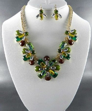 Green GOLD PLATED METAL MULTI TONE FLORAL NECKLACE SET. 17"L  EARRINGS