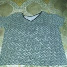 Black and White Flower Designed Shirt  by All Amrican Comfort    SZ 1X