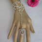 NEW WOMEN SILVER METAL HAND CHAIN SLAVE DRESSY WEDDING BRACELET RING RHINESTONES