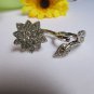 WOMEN SILVER RHINESTONES BIG METAL FLOWER FASHION RING TWO FINGERS LEAVES