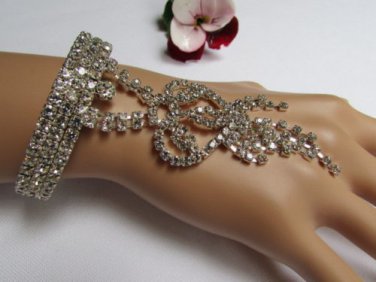 New Women Silver Metal Hand Chain Fashion Heart Bracelet Slave Rings Rhinestones