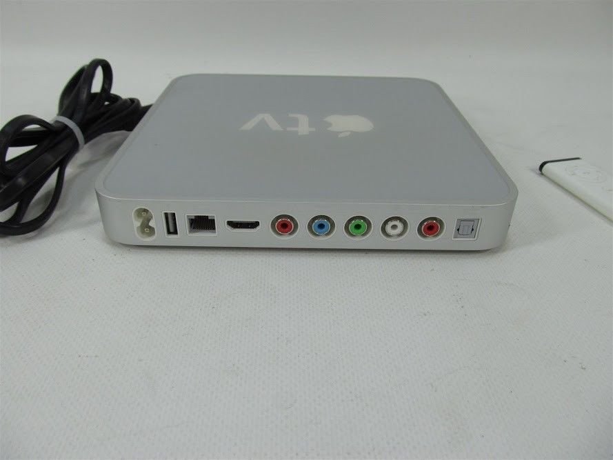 APPLE TV MODEL A1218 WITH REMOTE