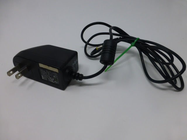 Sunny Switching Adapter SYS1308-2418-W2