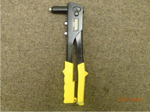 Stanley MR33C Riveter
