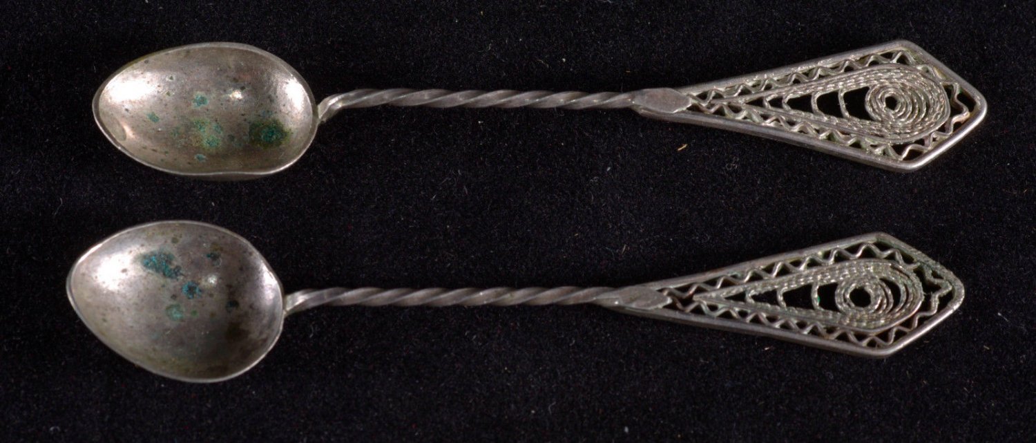 Sterling Silver miniature Coke / Snuff Spoon Coffee Lot of 2 spoons Vintage
