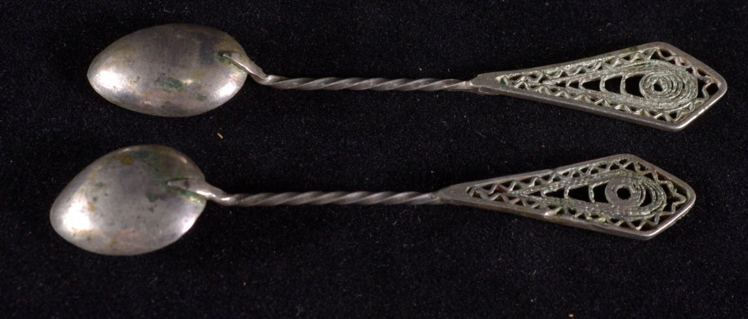 Sterling Silver miniature Coke / Snuff Spoon Coffee Lot of 2 spoons Vintage