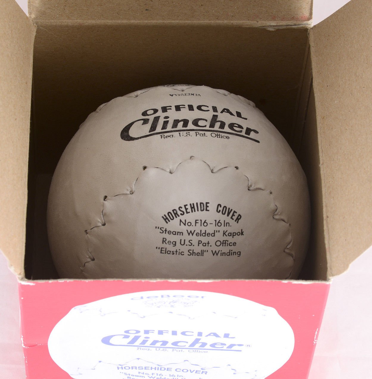 Balle De Softball Vintage Debeer Official Clincher 12" F12-12, Fabriquée En Haïti